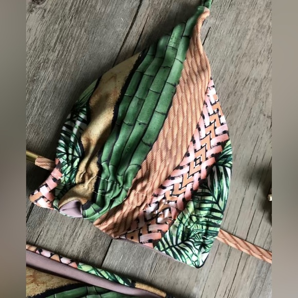 Jungle 2 piece bikini set! - Picture 2 of 4